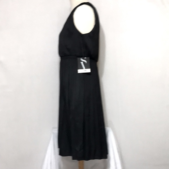 Simply Vera Vera Wang V-Neck Smocked Dress Small - Picture 2 of 14